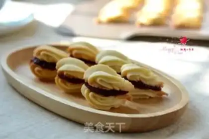 Make Shell jams and cookies step 13