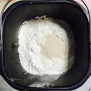 Make Rose bread step 1