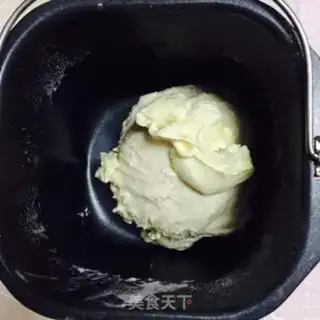 Make Rose bread step 2