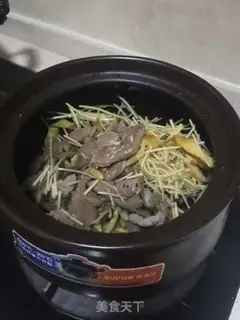 Make Light grass, wheat and pig heart soup step 3