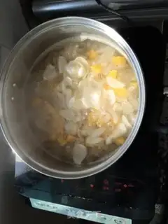 Make The sweet potato lily ear step 6