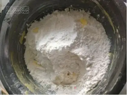 Make Mango cake rolls step 1