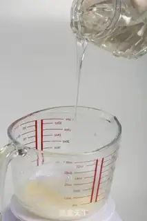 Make Scroll out the sugar molasses step 2