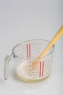Make Scroll out the sugar molasses step 3