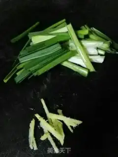 Make Garlic potatoes step 1