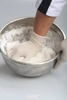Make Scroll out the sugar molasses step 8