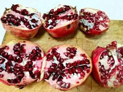 Make Fresh pomegranate juice step 1
