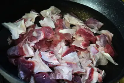 Make Rhodows burn cattle step 1