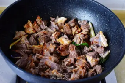 Make Rhodows burn cattle step 6