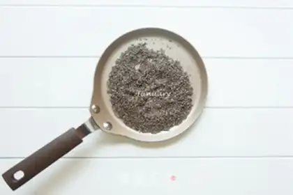 Make Qia seed bread step 0