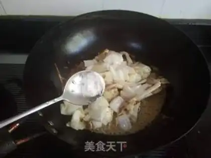 Make Onions fried the crabs step 10