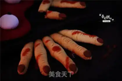 Make Witch finger crackers step 9
