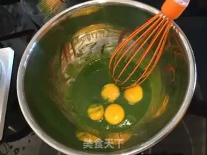 Make Tea yogurt mousse step 2