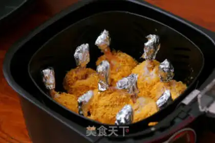 Make "Air-cooked golden chicken hammer." step 6