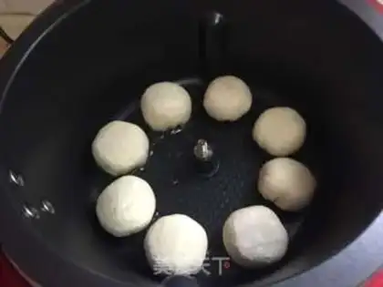 Make Lobster buns step 11