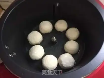 Make Lobster buns step 12