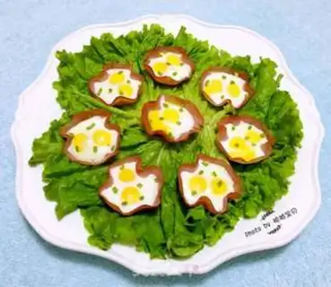 Make Pyramid gold eggs step 5