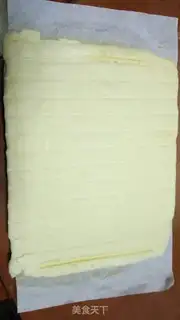Make The original cake roll step 9