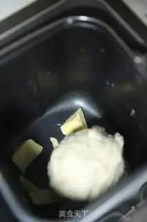 Make Shrimp sausage pizza step 4