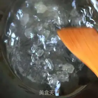 Make Sugar snowball step 2