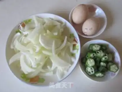 Make Onion fried eggs step 0