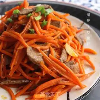 Make Carrot and pork step 6