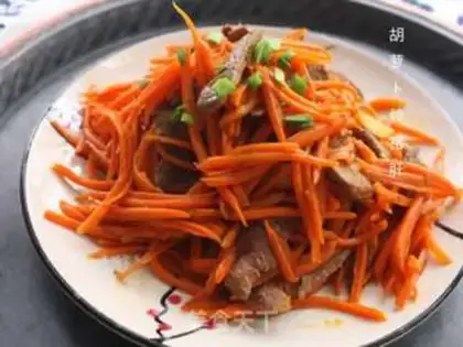 Make Carrot and pork step 8