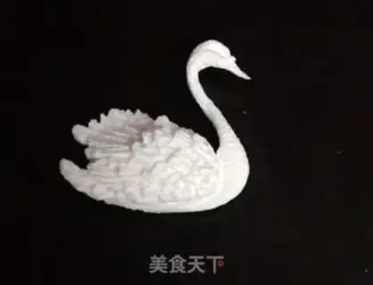 Make Swan Lake Rolling Sugar Cake step 7