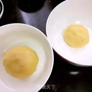 Make Watermelon cookies step 5