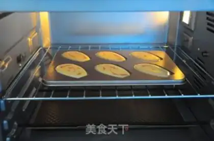 Make Shell rainbow cake step 13