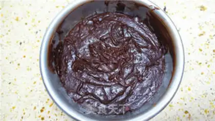 Make Chocolate leaves cake step 7