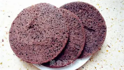 Make Chocolate leaves cake step 10