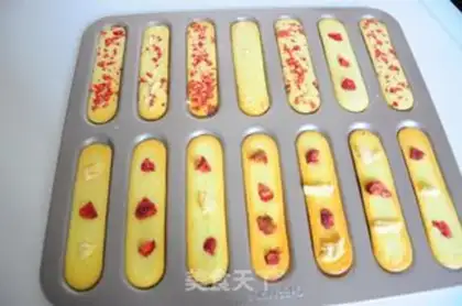 Make A fruit cookie step 10