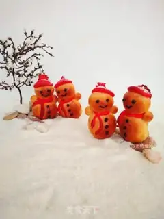 Make Snowman bread step 19