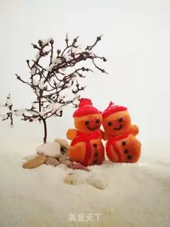 Make Snowman bread step 20