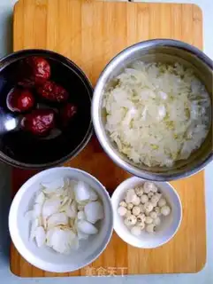 Make Silver ear lilies step 1