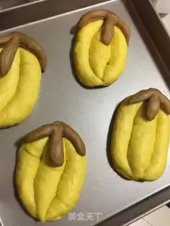 Make Halloween pumpkin bag step 8