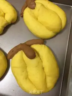Make Halloween pumpkin bag step 12