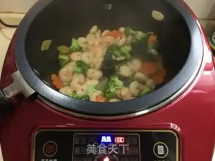 Make Five crayfish step 11