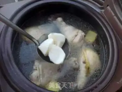 Make Chicken leg soup step 5