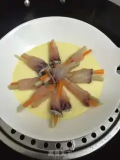Make A bowl of fresh fish step 8