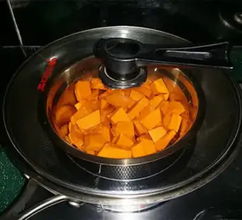 Make Pumpkins Murchie step 2