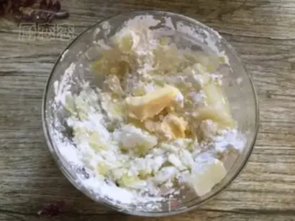Make A field potato cheeseball step 5