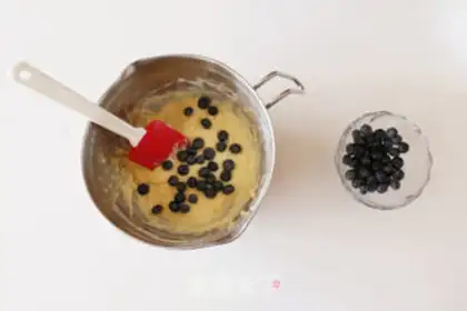 Make Blueberry McPhone step 3