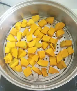 Make Pumpkin step 1