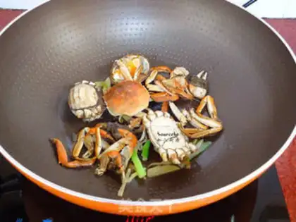 Make Crab rice step 3