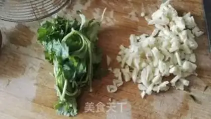 Make Garlic seaweed step 2