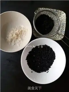 Make Black sesame rice step 1