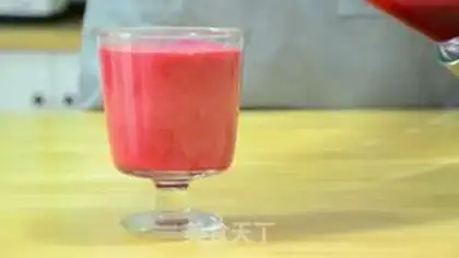 Make Beet pineapple juice step 2