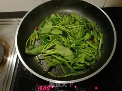 Make Dry pepper cabbage step 5